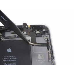 Замена узла кабеля кнопки питания iPhone 6s Plus