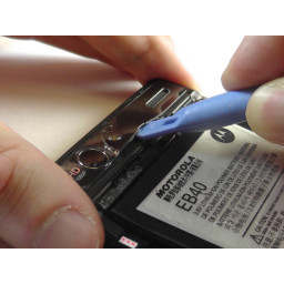 Замена крышки камеры Motorola DROID RAZR MAXX
